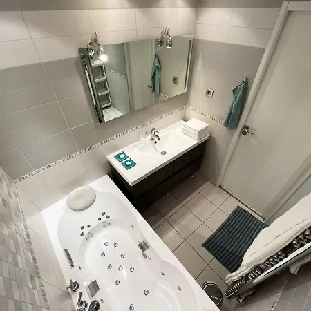 84m² Avec 2 Parkings Privatifs Appartement